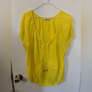 Women’s Old Navy XL Yellow V-Neck Blouse